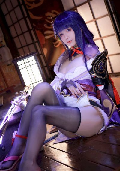 日本老师掀裙子打屁股网_国产剧神马影院在线