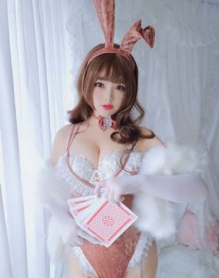 亚洲欧美综合精品在线_高清电影完整版