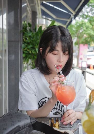 免费人成在线播放视频_4K免费观看最新