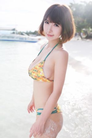 美女扒开胸罩免费网站动漫_BD韩语免费观看超清