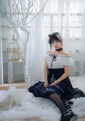 a4yy天堂午夜mv_720高清电影在线