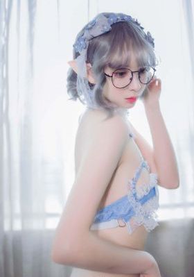 欧美综合一区二区久久_BD电影完整版在线观看