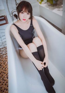 紧身裙教师一区二区在线观看_超清在线观看电视