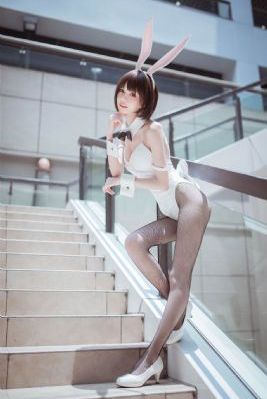 久久综合亚洲一区二区三区_DVD电影完整版